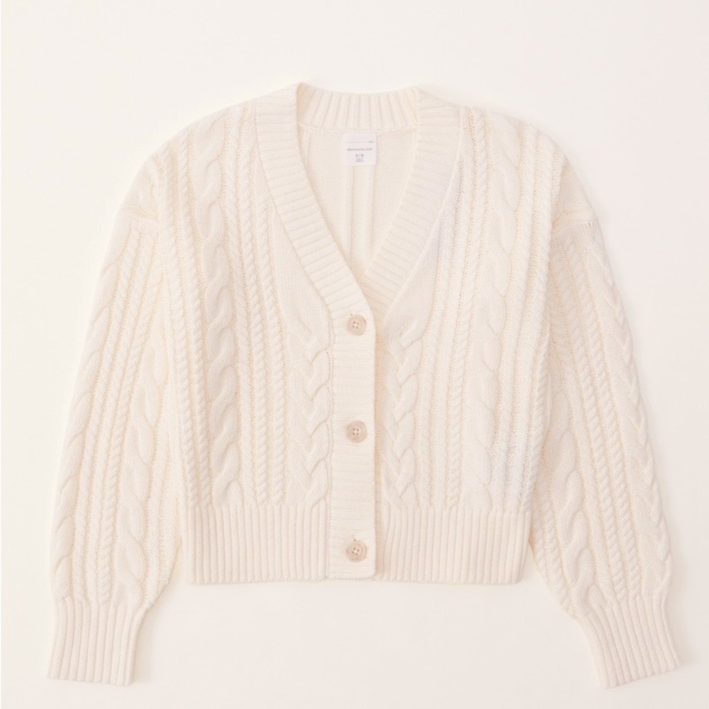 Size M, H&M Pantone Cream Cardigan